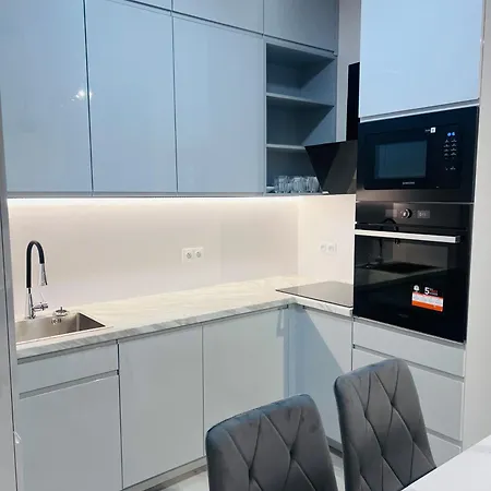 Luna Deluxe Centrum- River Point Apartment *