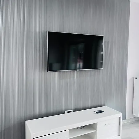 Luna Deluxe Centrum- River Point Apartment