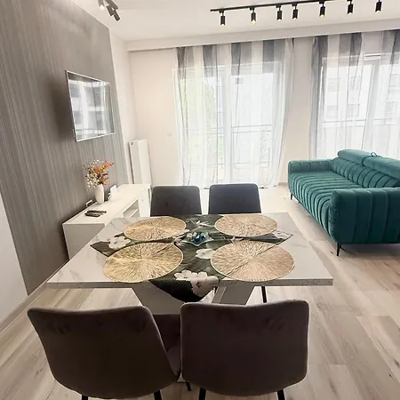 Apartment Luna Deluxe Centrum- River Point