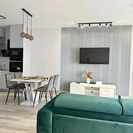 Luna Deluxe Centrum- River Point