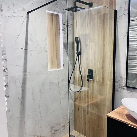 Luna Deluxe Old Town Mieszczanska 24 Free Parking فروتسواف