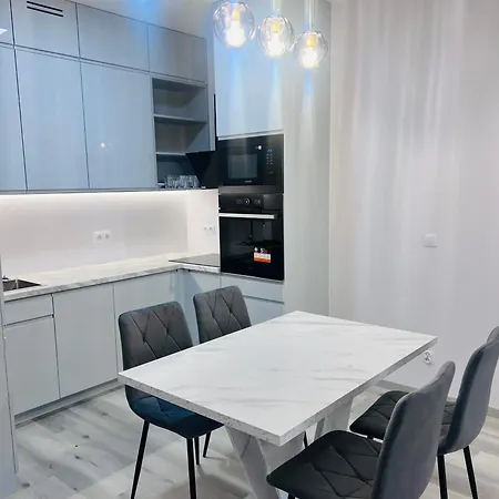 Luna Deluxe Centrum- River Point Apartment